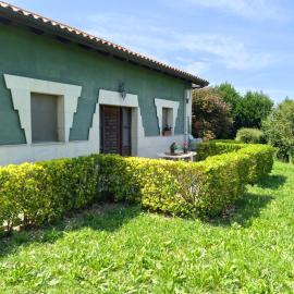 La casita de la venta, Hotel in Tagle