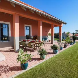 VILLA TOURI - Touri Alpesi Birtok、Bozsokのホテル