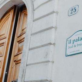 Il Palazzo، فندق في سكانو