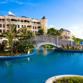 The Crane Resort, khách sạn ở Saint Philip