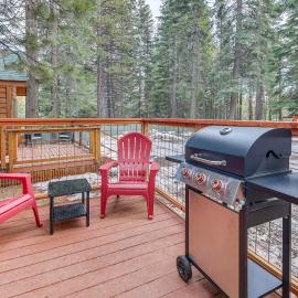 Cozy Lake Almanor Cabin, Outdoor Adventures Galore, hotel u gradu Lake Almanor