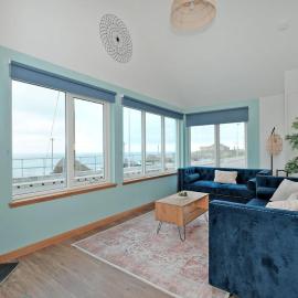 Cliff Top Cottage with Sea Views