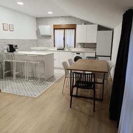 APARTAMENTOS CASA FREDI - Las LLaceries