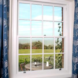 Fort Victoria Cottages - Sea View Cottage, hotell i Yarmouth