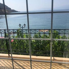 Studios on the beach, hotell i Galaxidhion