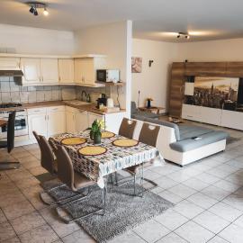 Bory Apartman, zárt udvari parkolás, MET Aréna 2,5 km