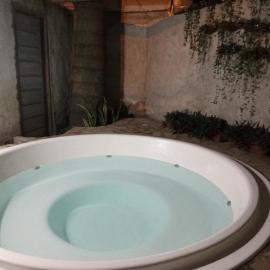 San Lorenzo में, होटल Espacios amplios con terraza y piscina spa