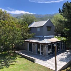 Los ciruelos - Casas de Motaña: Tafí del Valle'de bir otel
