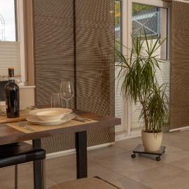 Phantasialand Family Apartment Erftstadt-Brühl-Cologne, hotel v destinaci Erftstadt