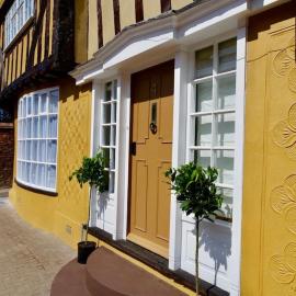 Luxury 2 Bed Manor House With Hot Tub, Cinema Room, Sky TV