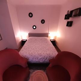 La Chaloupe 4, hotel in Thiers