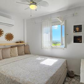 Rinio House in Adamas
