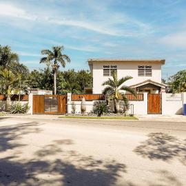 EcoMar Rentals Casa:, Naturaleza, Piscina & Playa
