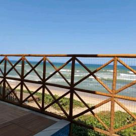 Linda casa beira da praia