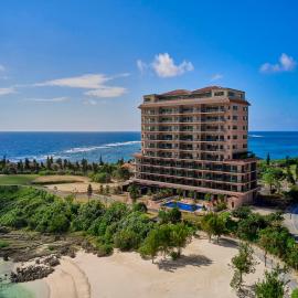 Hotel Shigira Mirage Beach Front，宮古島的飯店