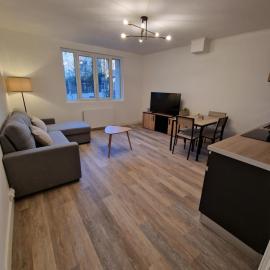 Halte Douillette au cœur de la Ville, hotel u gradu Šatoden