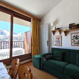 Hostdomus - Sansicario R20, hotel di San Sicario