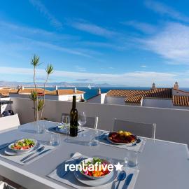 rentafive - Vistas al mar - Chalet - 2 Terrazas, hotel in Santa Pola