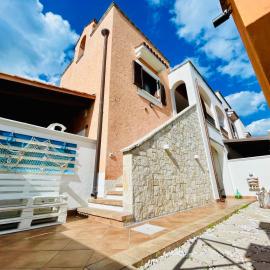 Torre Bianca Bisceglie B&B vicino al mare, hotel in Bisceglie
