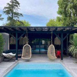 Villa Le Patio Bleu au calme, piscine chauffée, centre ville