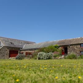 Delfryn Holiday Cottages, hotel in Solva