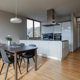 Fantastische Penthousewohnung mit 100 m2 - klimatisiert