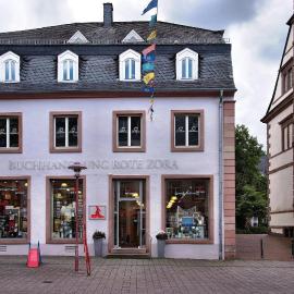 Ferienwohnungen Stadt Merzig Appartement Piatti und Appartement Bücherliebe