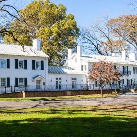 Excelsior at the Manor House, hotel v destinácii Clemmons