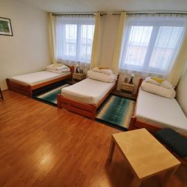 PIANO STUDIO Guesthouse, hotel di Huncovce