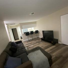 Private room. 5 mins from Freemont. 10 mins from strip, hotel in Las Vegas
