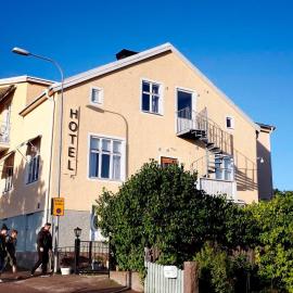 Viesnīca Adels Hotel pilsētā Oskašhamna