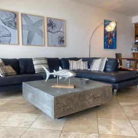 Playa Blanca Condo - 9th Floor Ocean Views!, hotel v mestu San Carlos