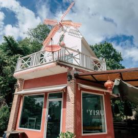 Suriyan Villa Erawan Kanchanaburi สุริยัน วิลล่า เอราวัณ กาญจนบุรี, Hotel in Tha Kradan