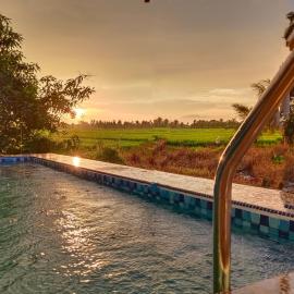 Kurau Inn Boutique Farmstay، فندق في Kuala Kurau