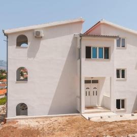 Apartments with parking space Splitska, Brac - 21974