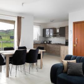 Modern & Spacious 2BR Apartment with Country Views - Close to Xemxija Bay
