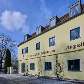 Tafernwirtschaft Hotel Schönbrunn – hotel w mieście Landshut