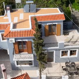 Family House with Sea View, hotel a Marathokampos
