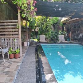 Oma Joglo Jimbaran, khách sạn ở Jimbaran