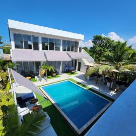 Hotel Casa Cafur، فندق في Santa Ana