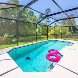 Home away from home close to parks - Pet Friendly