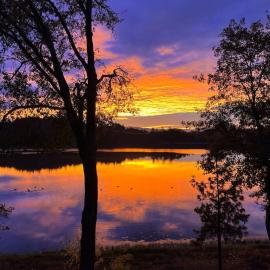 Private Ranch Log Cabin Lakeside Escape, hotel a Shady Cove