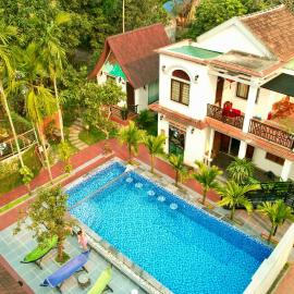 Tropical Valley Homestay - Villas