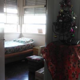 QUARTO PRIVADO COM INTERNETE PRÓXIMO A UFGS, hotel in Porto Alegre