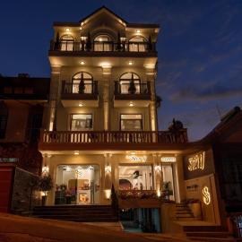 Storij Home & Coffee, hotel a Khu Chi Lăng