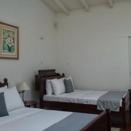 Rainbow Inn, hotelli kohteessa Grand Bras