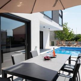 Villa Good Vibes