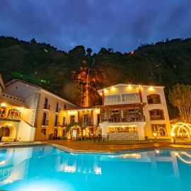 Sangay Spa Hotel, hotel di Baños