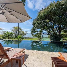 Exclusive Family House with Padel and Lake Chapala Access, ξενοδοχείο σε Ajijic