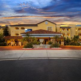 Best Western Moreno Hotel & Suites, khách sạn ở Moreno Valley